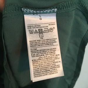 Old Navy Tops - Jade Green flowy short sleeved Blouse Old Navy Tops - Jade Green flowy short sleeved Blouse